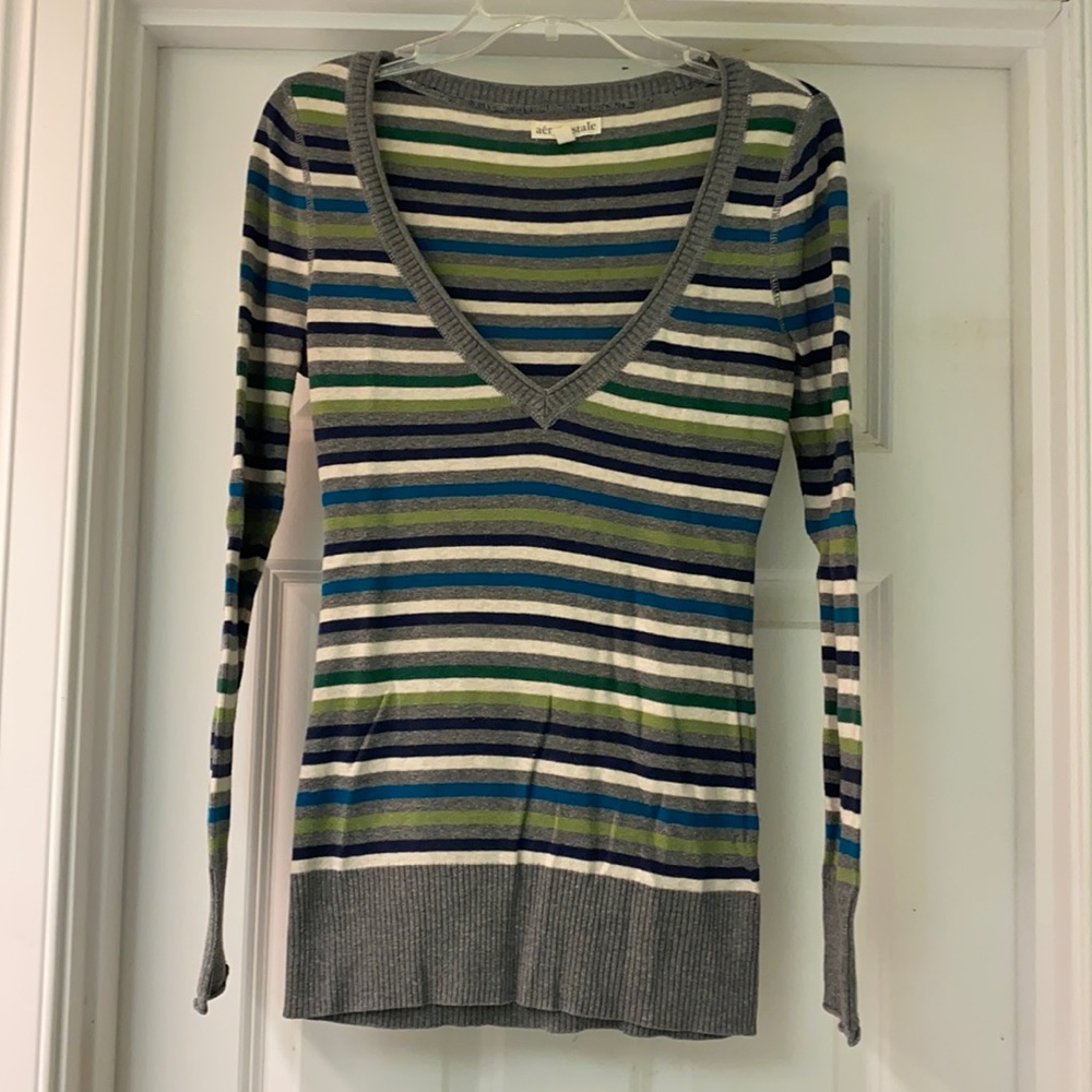 Beautiful color combo Aeropostale striped sweater
